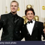 epa00144810 Tim Robbins (L) and Sean Penn hold their Oscars for their performances in Mystic River at the 76th Annual Academy Awards in Hollywood California 29 February 2004. Penn won Best Actor and Robbins won best supporting Actor. EPA/BRENDAN MCDERMID